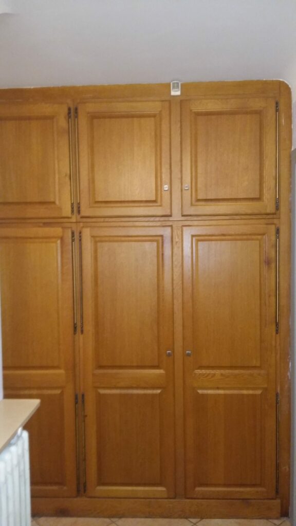 placard entrée avant rénovation bois Hettange Grande